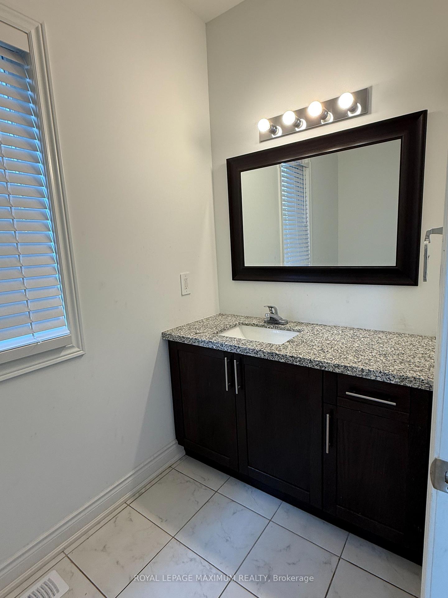 Photo 15 of 2982 Monarch Drive, Orillia — HOMEH