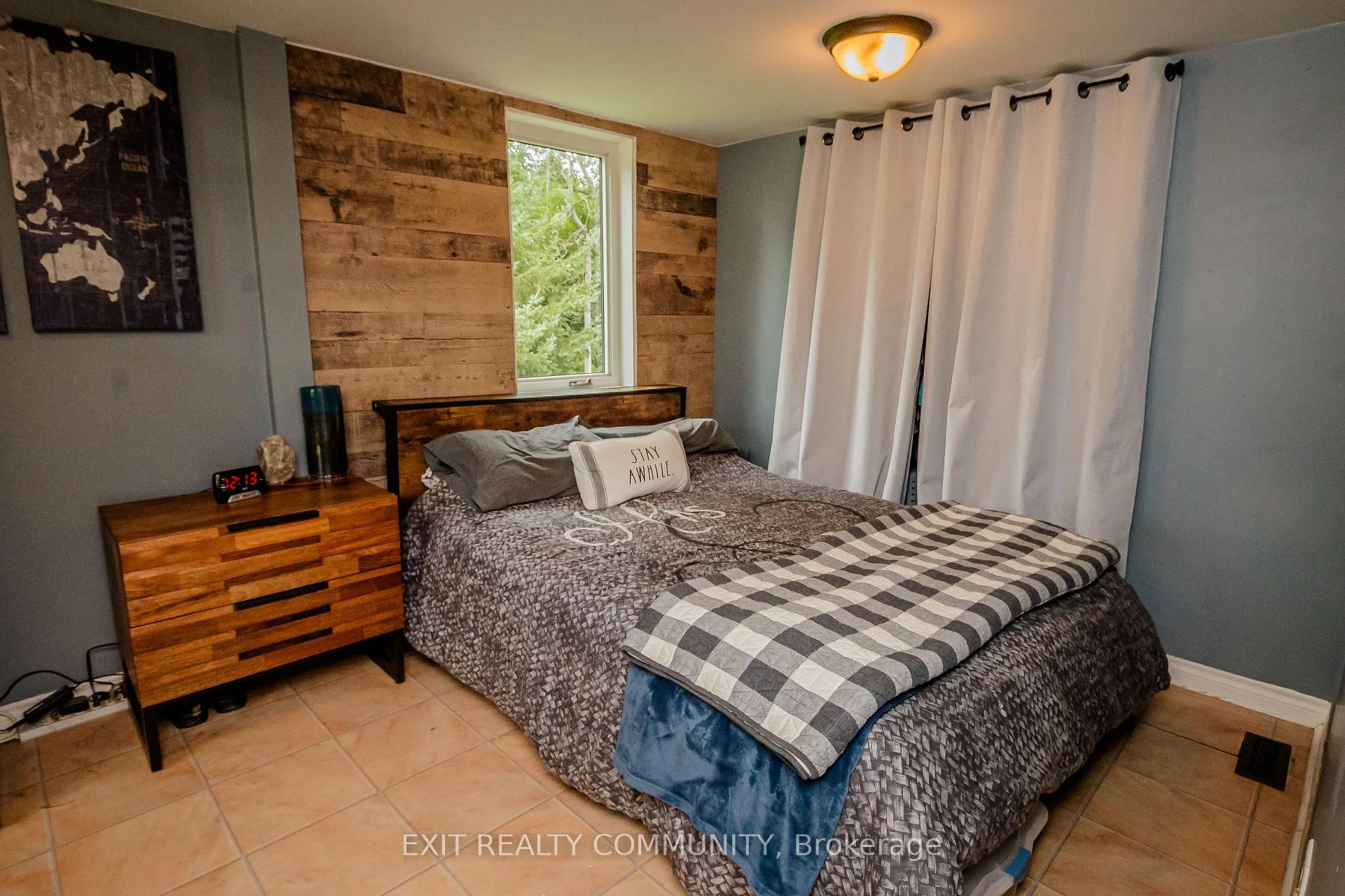 Photo 5 of 22530 Coldstream Road, Middlesex Centre, Komoka — HOMEH
