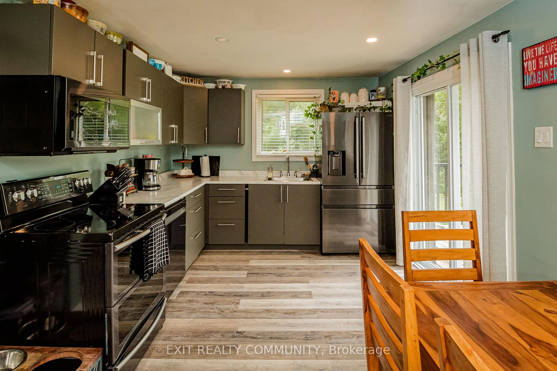 Photo 15 of 22530 Coldstream Road, Middlesex Centre, Komoka — HOMEH