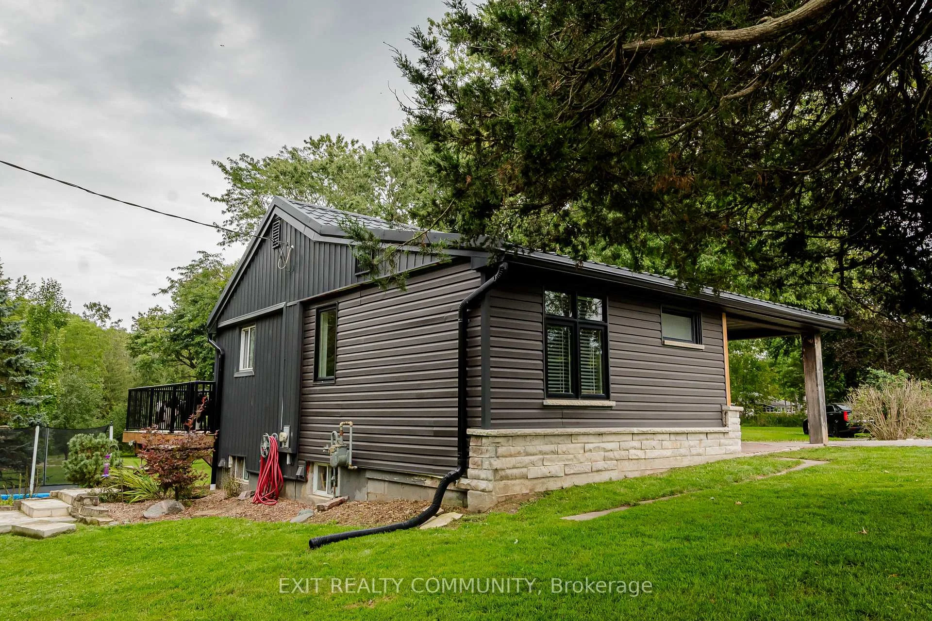 Photo 25 of 22530 Coldstream Road, Middlesex Centre, Komoka — HOMEH