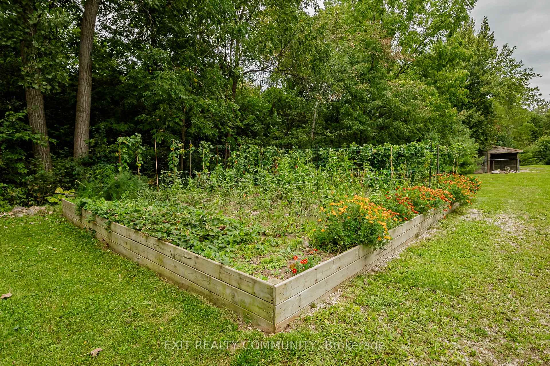 Photo 28 of 22530 Coldstream Road, Middlesex Centre, Komoka — HOMEH