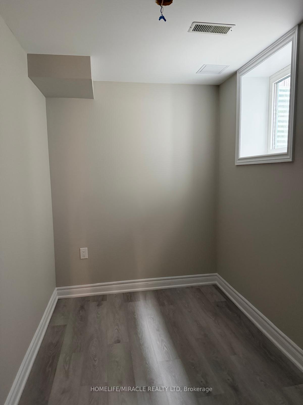 Photo 15 of Unit Basement, 3082 Doyle Street, Mississauga, Churchill Meadows — HOMEH