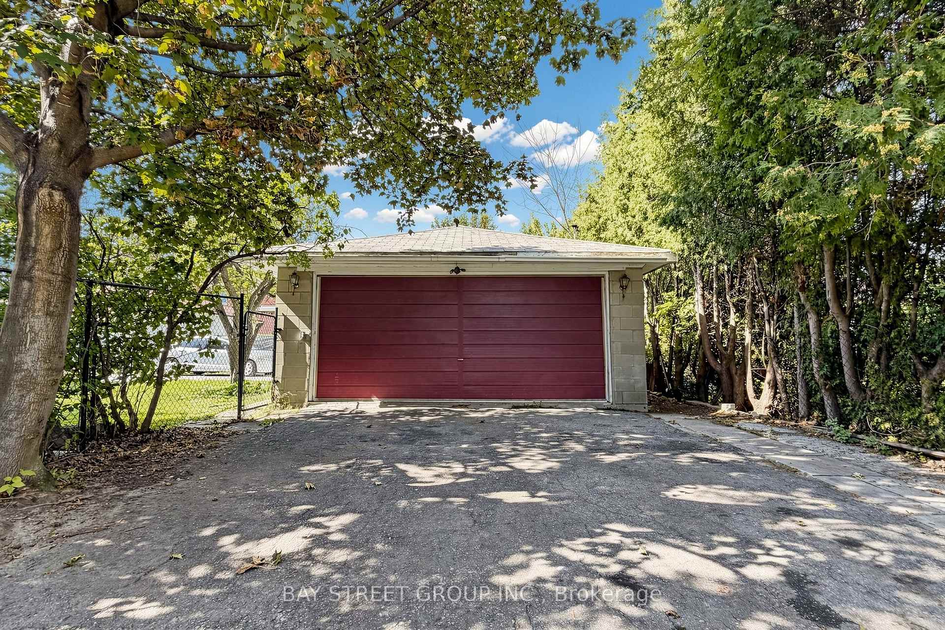 Photo 45 of 26 Sunset Boulevard, Brampton, Brampton West — HOMEH