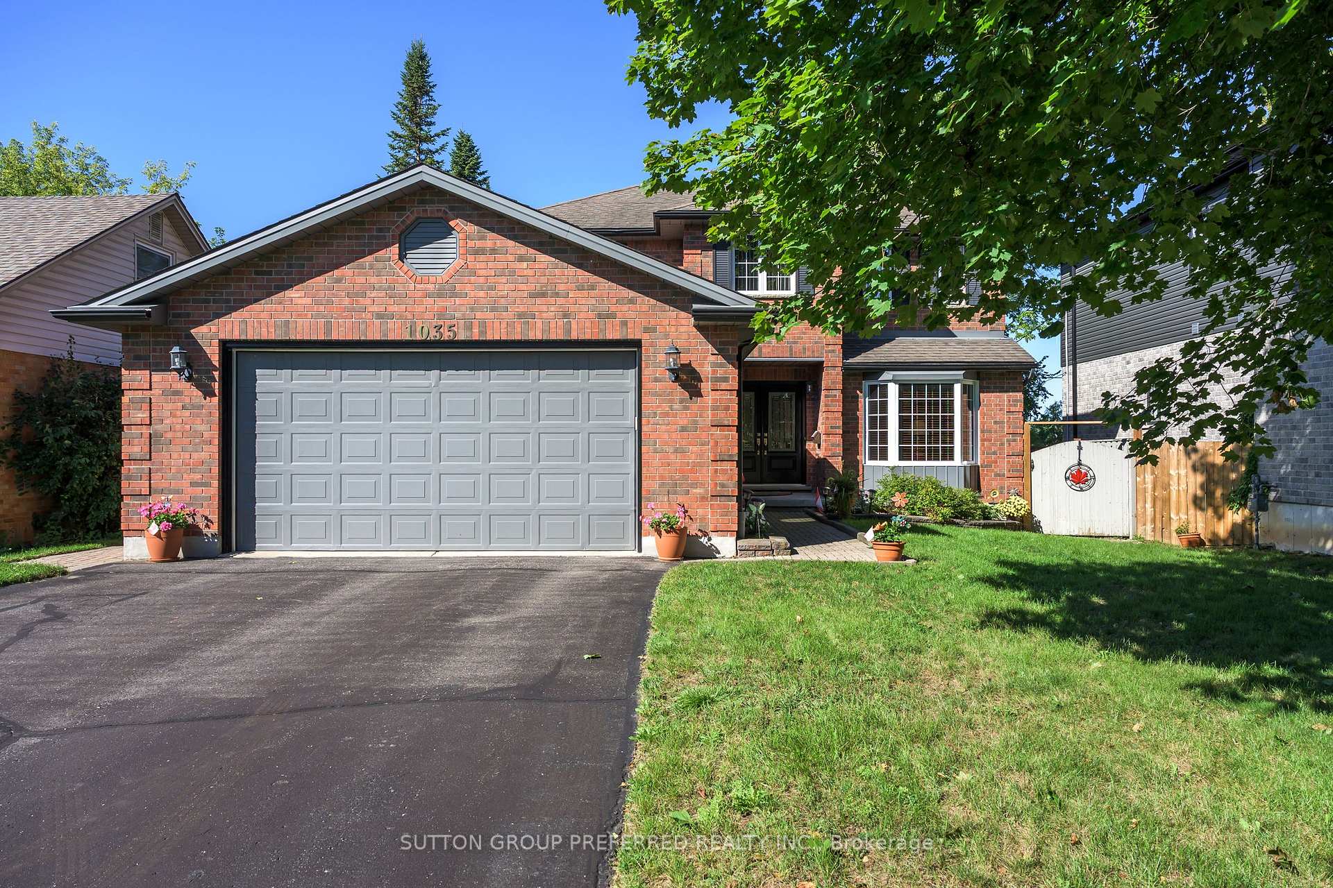 Photo 3 of 1035 Dearness Drive, London, South Y — HOMEH