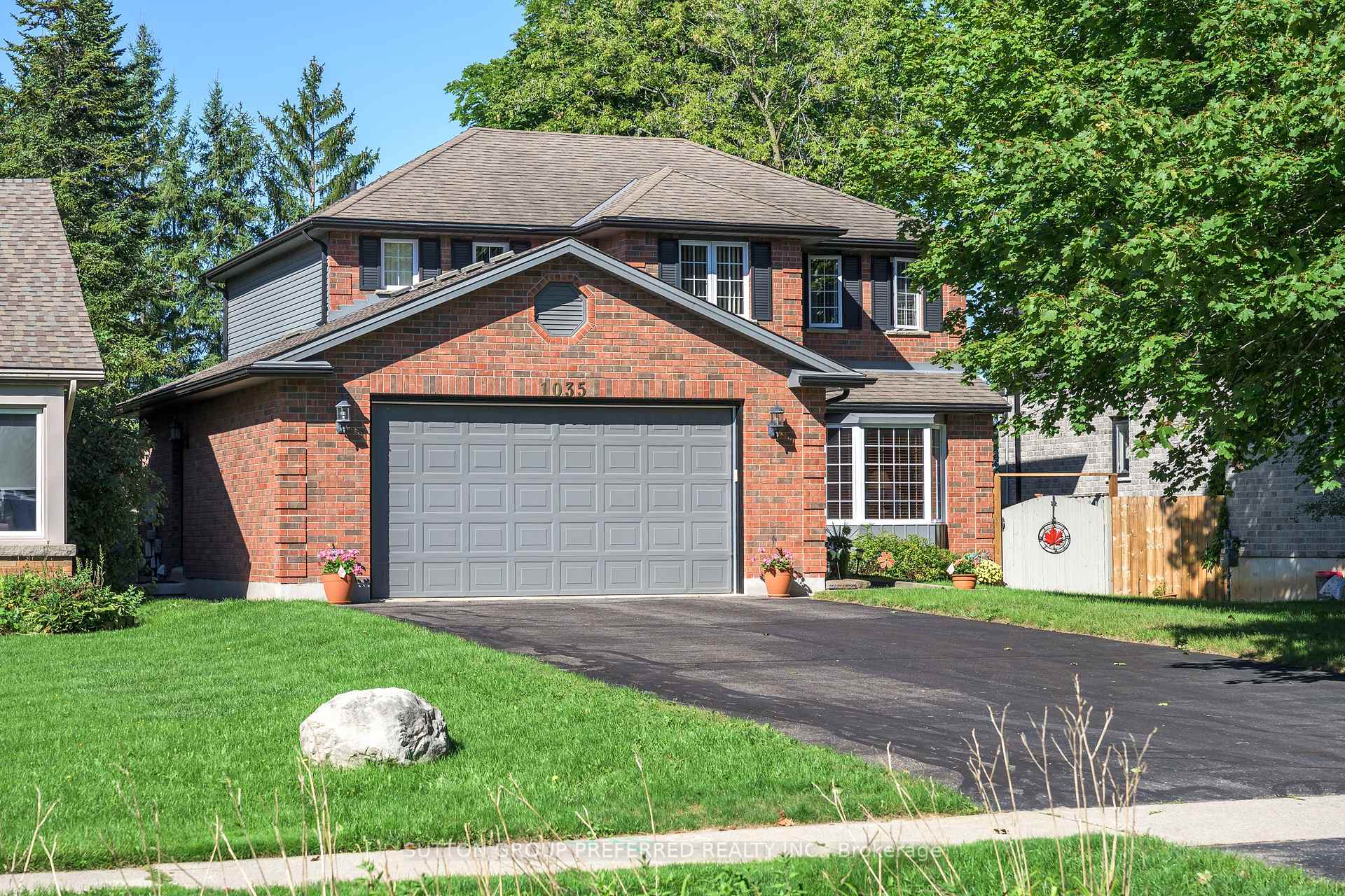 Photo 4 of 1035 Dearness Drive, London, South Y — HOMEH