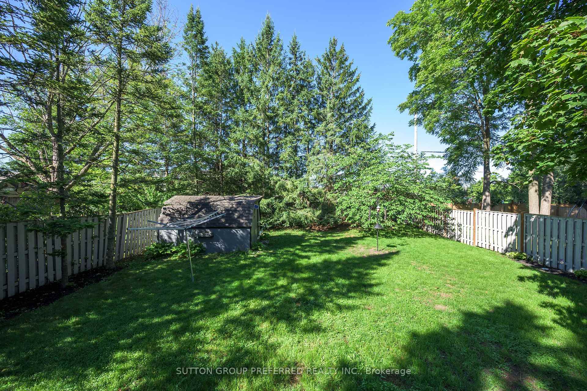 Photo 13 of 1035 Dearness Drive, London, South Y — HOMEH