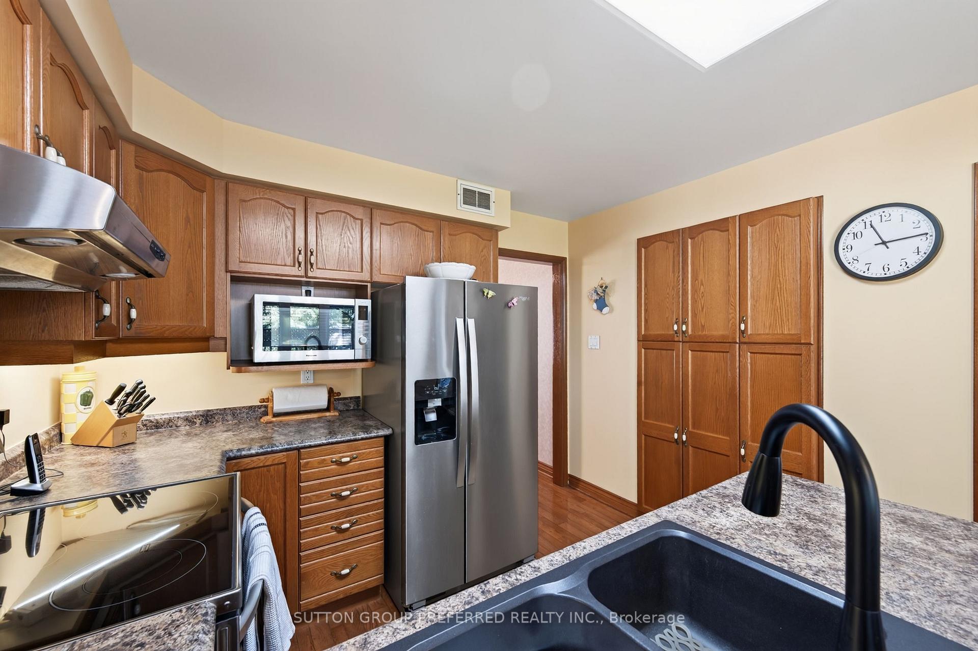 Photo 24 of 1035 Dearness Drive, London, South Y — HOMEH