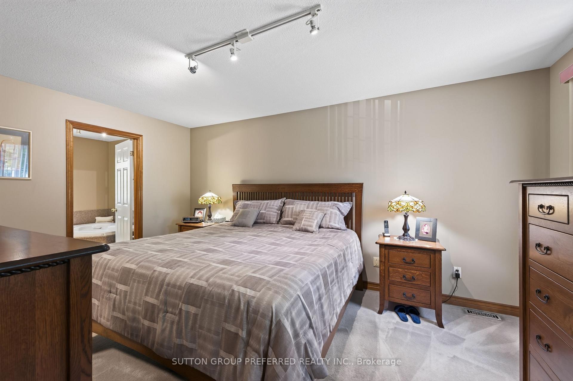 Photo 27 of 1035 Dearness Drive, London, South Y — HOMEH