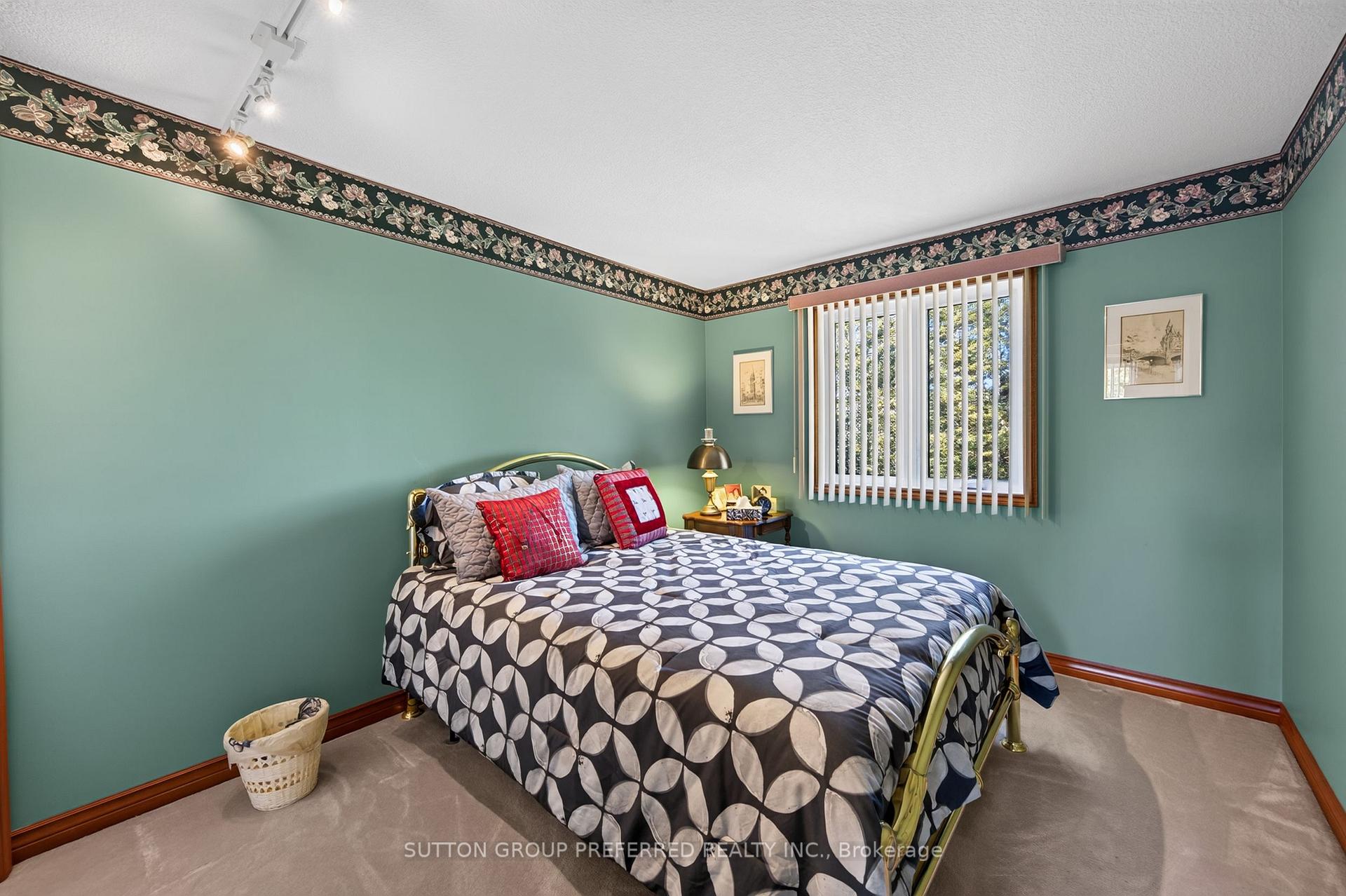 Photo 31 of 1035 Dearness Drive, London, South Y — HOMEH