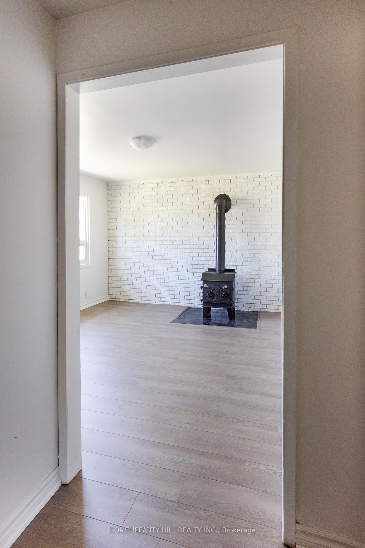 Photo 7 of 347 Hollywood Drive, Georgina, Keswick South — HOMEH