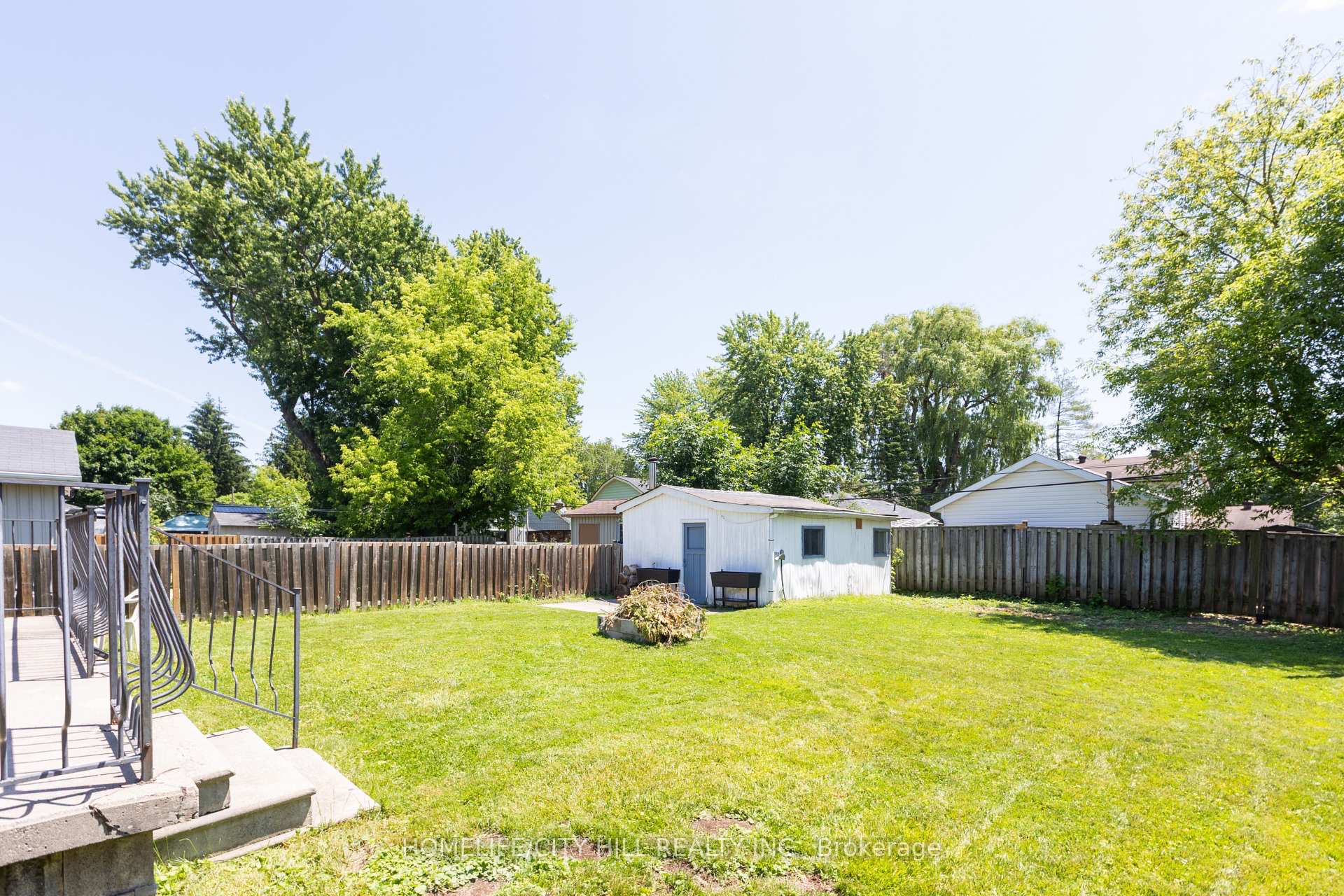 Photo 23 of 347 Hollywood Drive, Georgina, Keswick South — HOMEH