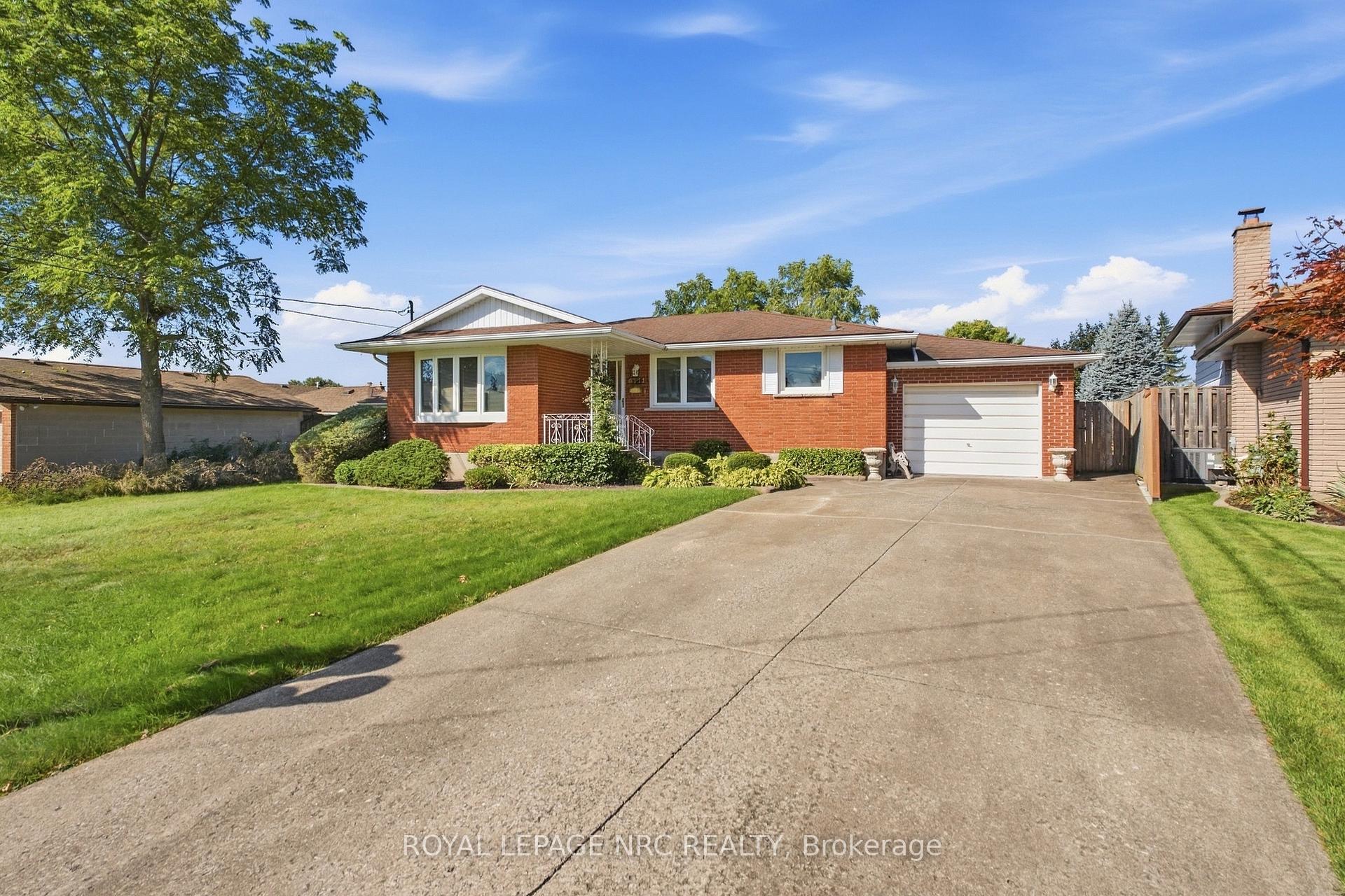 Photo 3 of 6771 Argyll Court, Niagara Falls, Arad/Fallsview — HOMEH