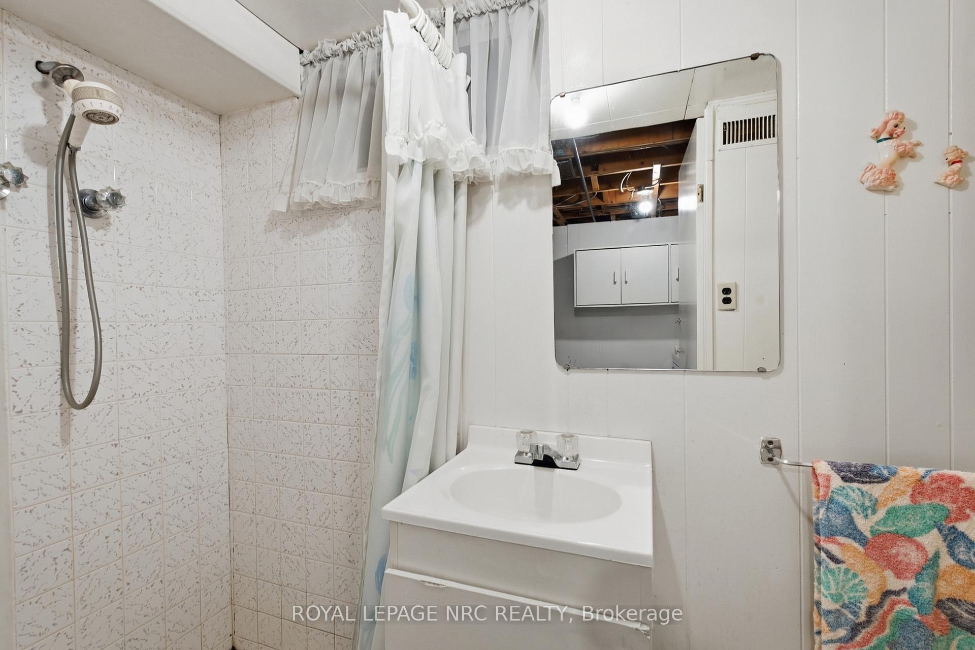 Photo 32 of 6771 Argyll Court, Niagara Falls, Arad/Fallsview — HOMEH