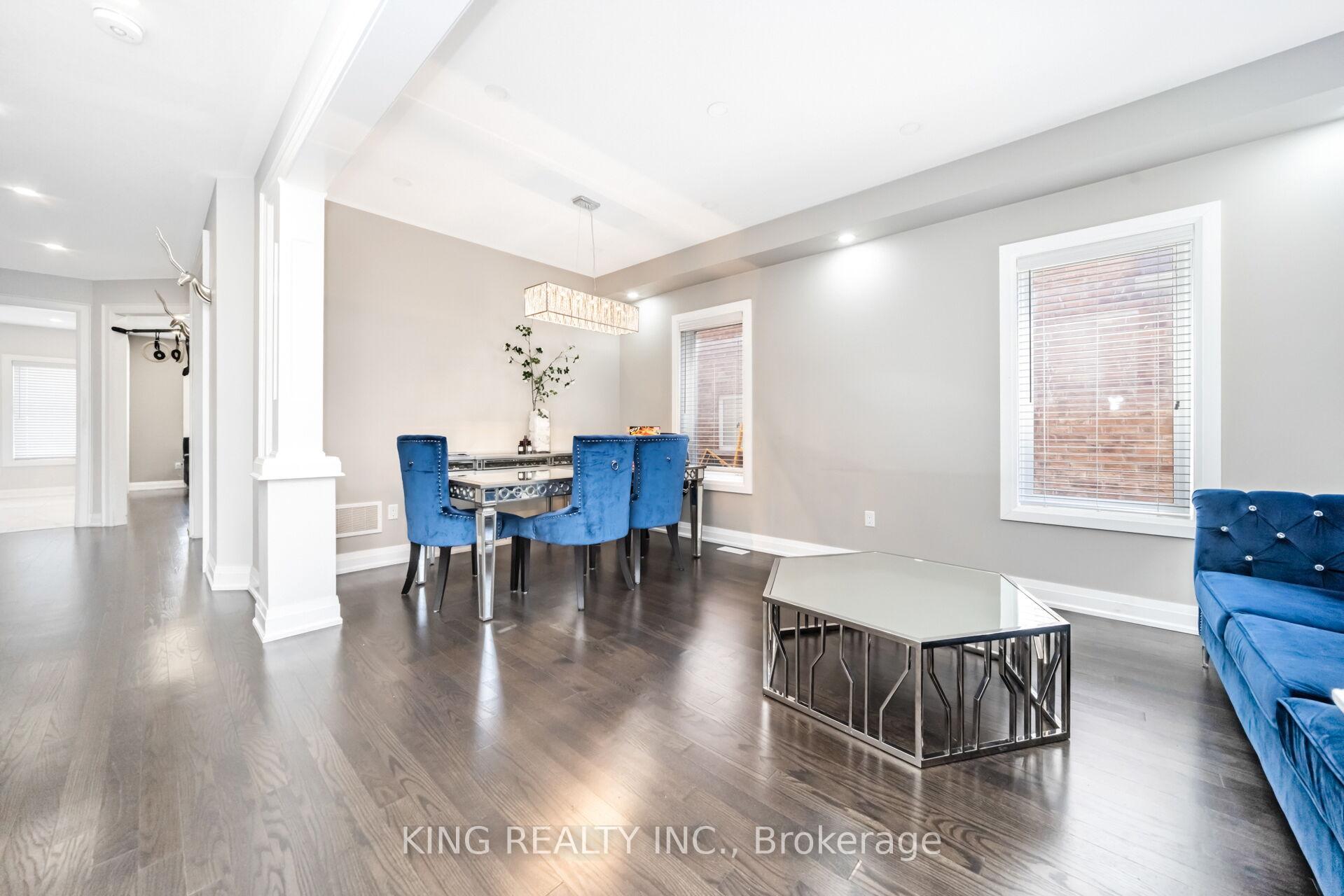 Photo 3 of 11 Malpass Street, Brampton, Northwest Brampton — HOMEH