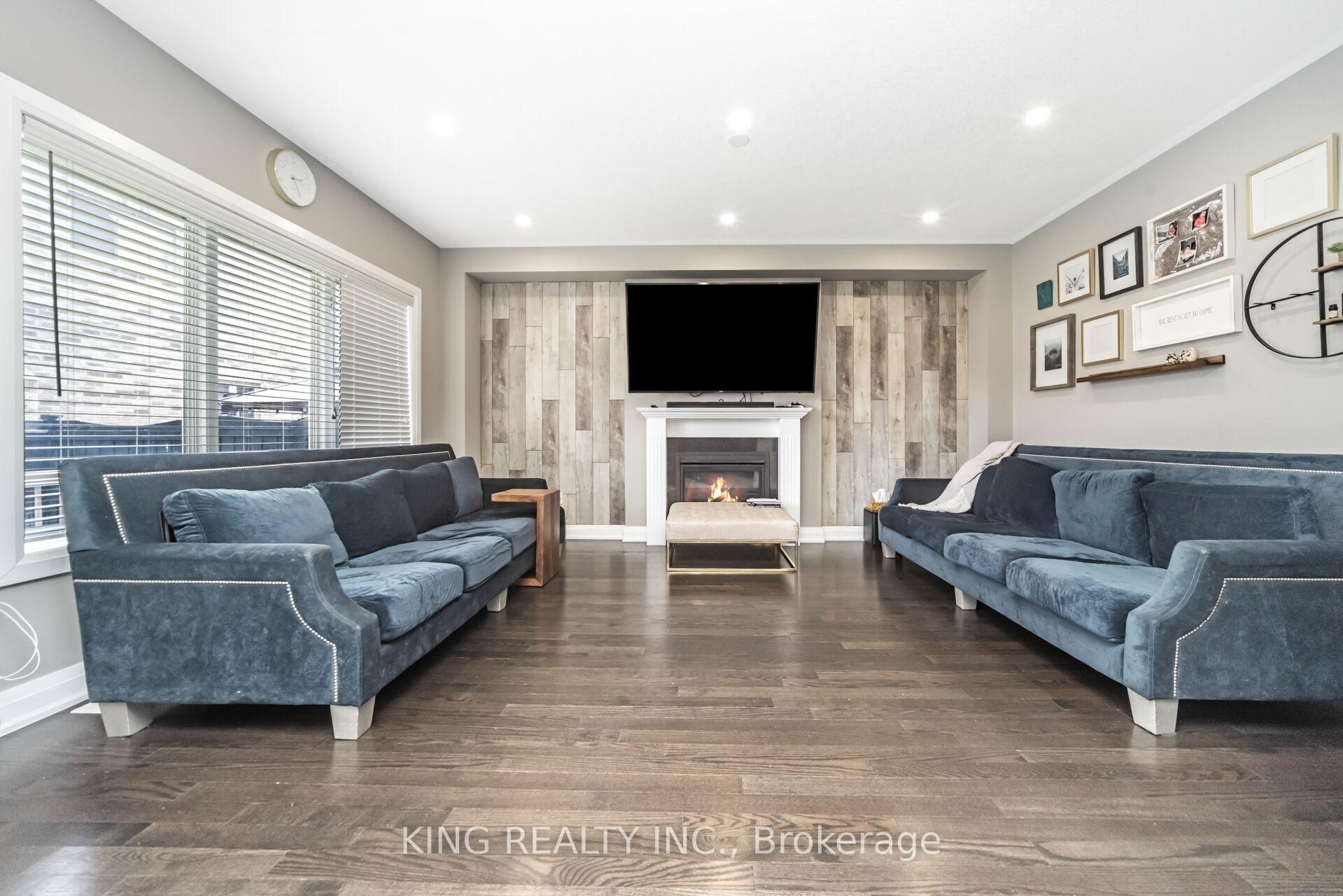 Photo 7 of 11 Malpass Street, Brampton, Northwest Brampton — HOMEH
