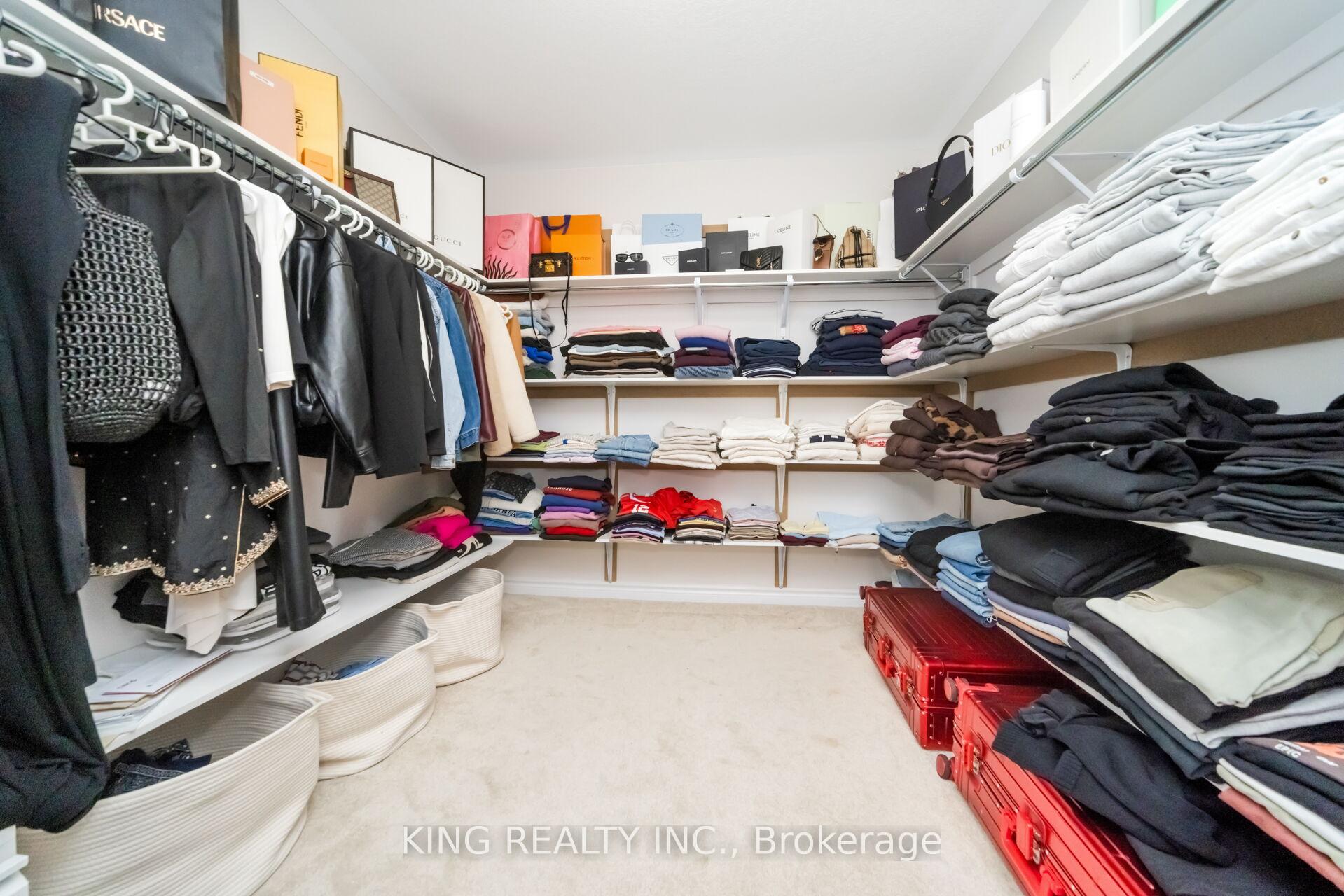 Photo 21 of 11 Malpass Street, Brampton, Northwest Brampton — HOMEH