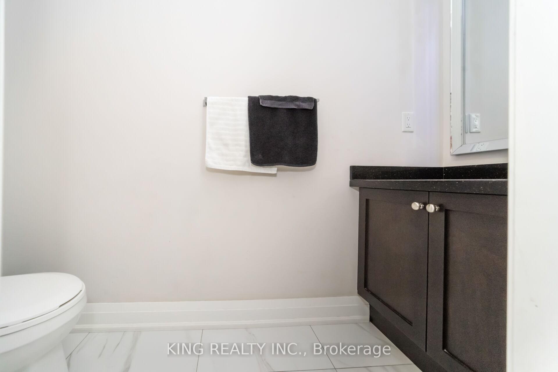 Photo 27 of 11 Malpass Street, Brampton, Northwest Brampton — HOMEH