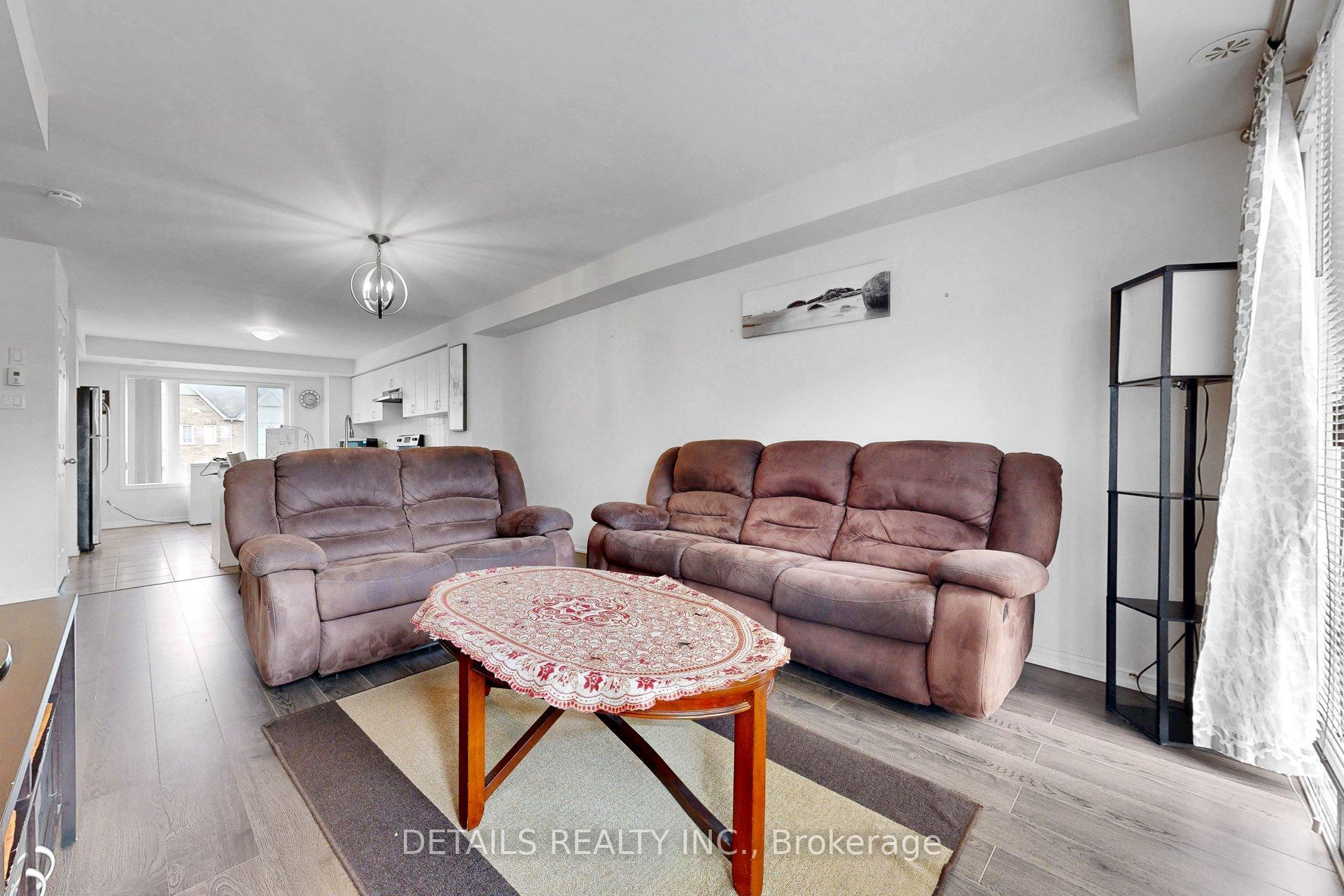 Photo 17 of 149 Lewis Honey Drive, Aurora, Bayview Northeast — HOMEH