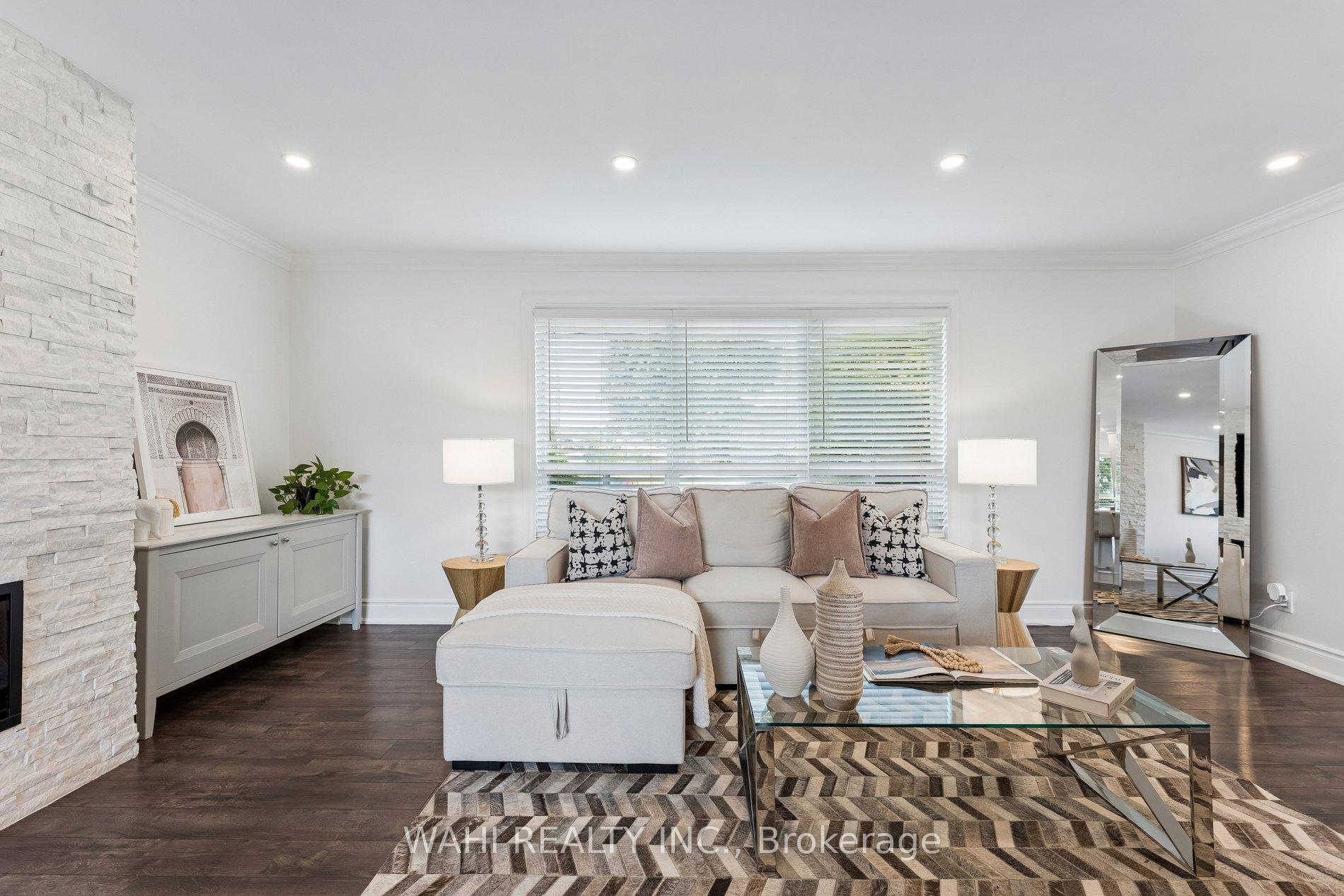 Photo 8 of 39 Nanwood Drive, Brampton, Brampton East — HOMEH