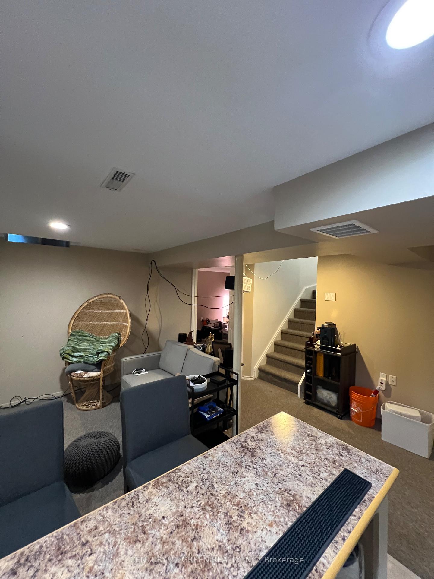 Photo 10 of 51 Cowan Road, Brampton, Brampton West — HOMEH