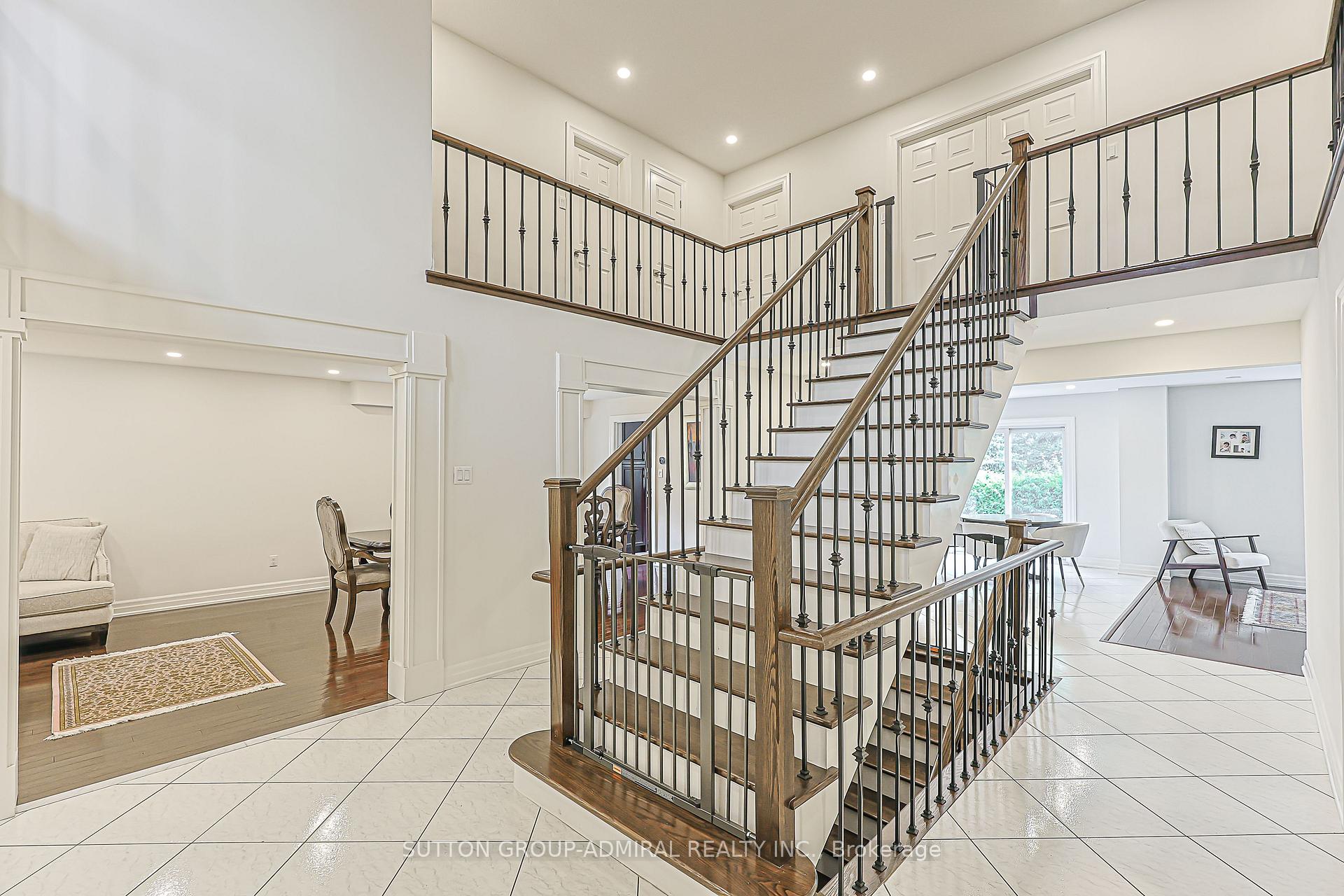 Photo 4 of 62 Pickett Crescent, Richmond Hill, Westbrook — HOMEH