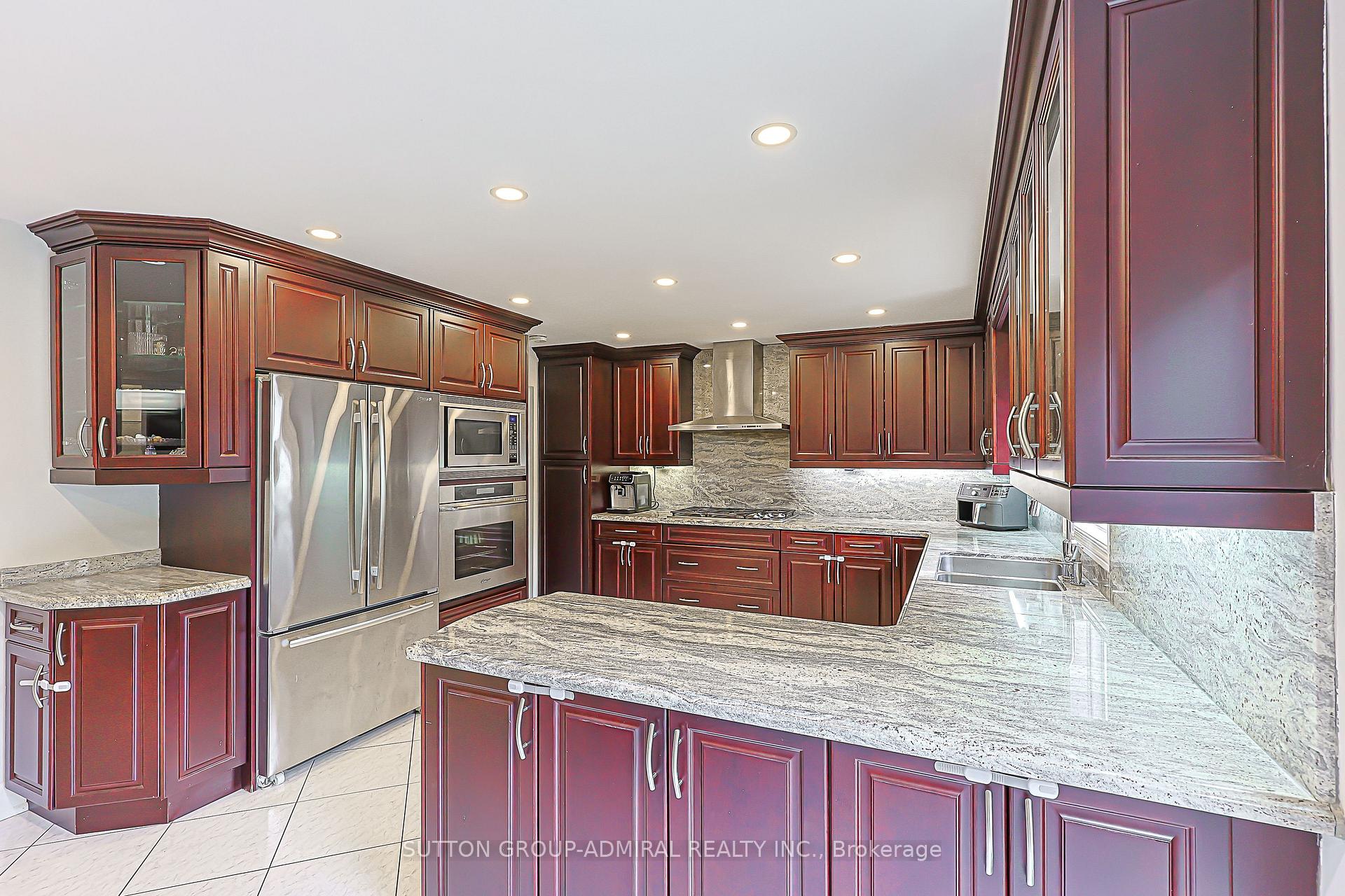 Photo 14 of 62 Pickett Crescent, Richmond Hill, Westbrook — HOMEH