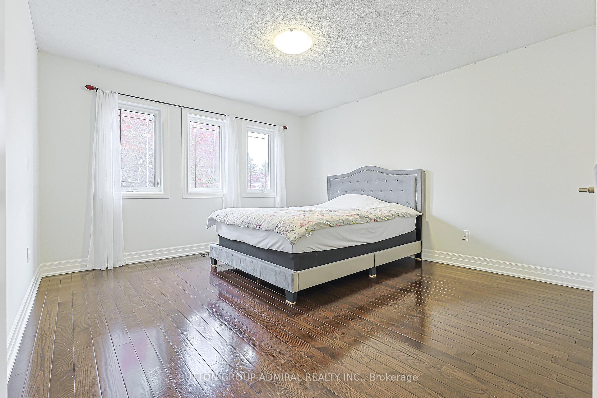 Photo 30 of 62 Pickett Crescent, Richmond Hill, Westbrook — HOMEH