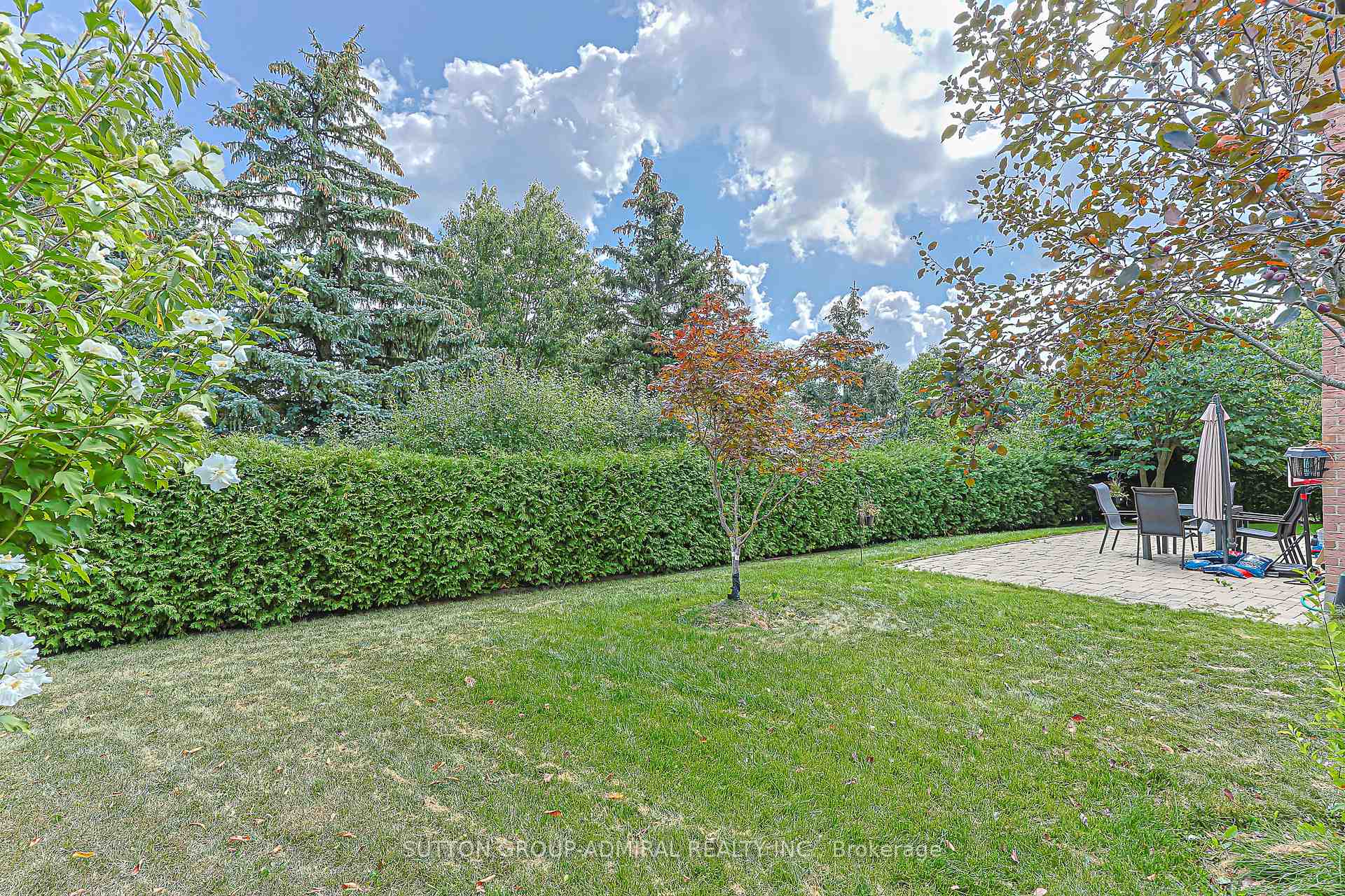 Photo 42 of 62 Pickett Crescent, Richmond Hill, Westbrook — HOMEH