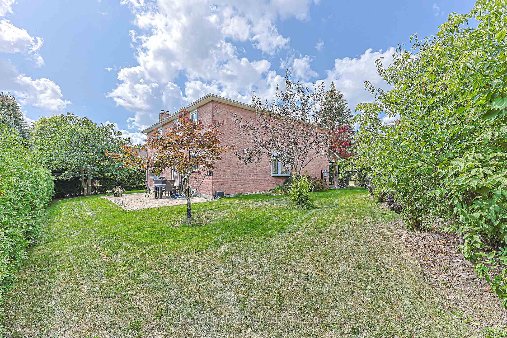 Photo 43 of 62 Pickett Crescent, Richmond Hill, Westbrook — HOMEH