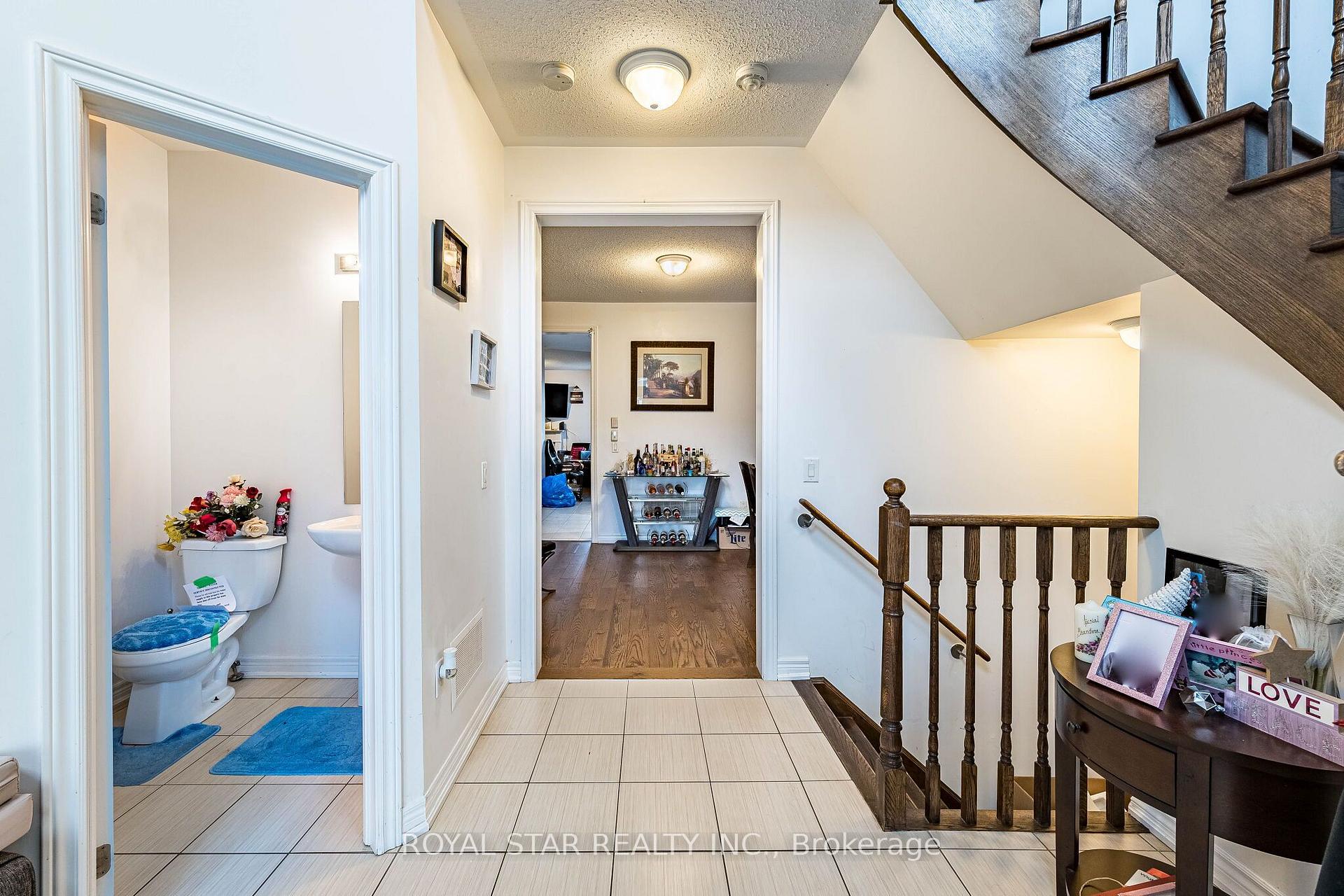 Photo 10 of 360 Col Phillips Drive, Shelburne — HOMEH