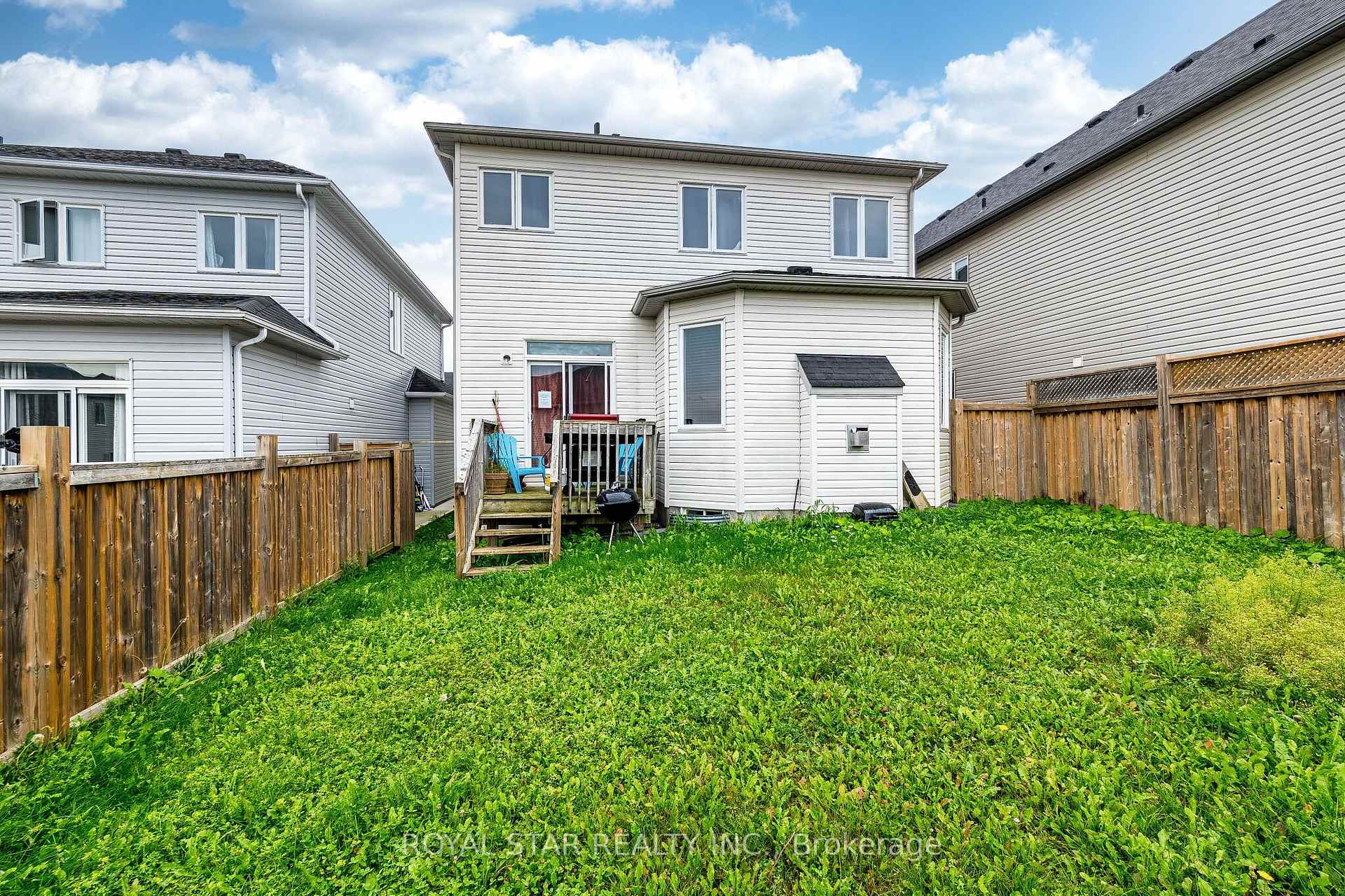 Photo 34 of 360 Col Phillips Drive, Shelburne — HOMEH