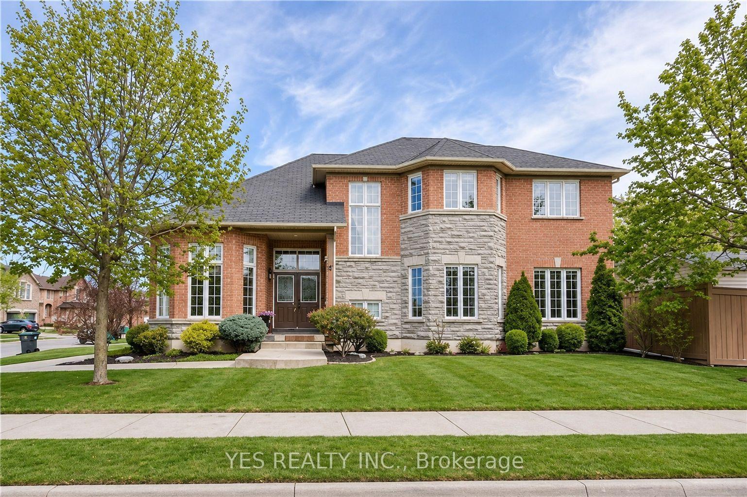 Photo 2 of 17 Snowcap Road, Brampton, Sandringham-Wellington — HOMEH