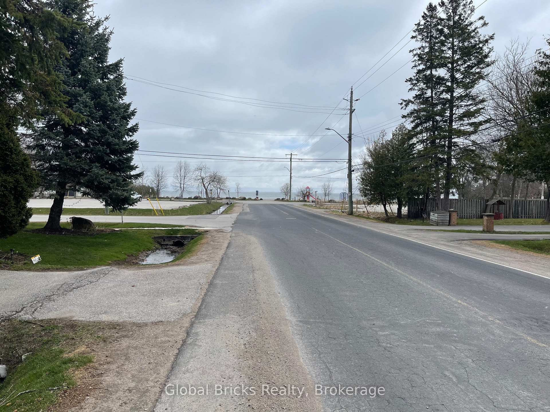 Photo 27 of 648 10th Line, Innisfil, Rural Innisfil — HOMEH