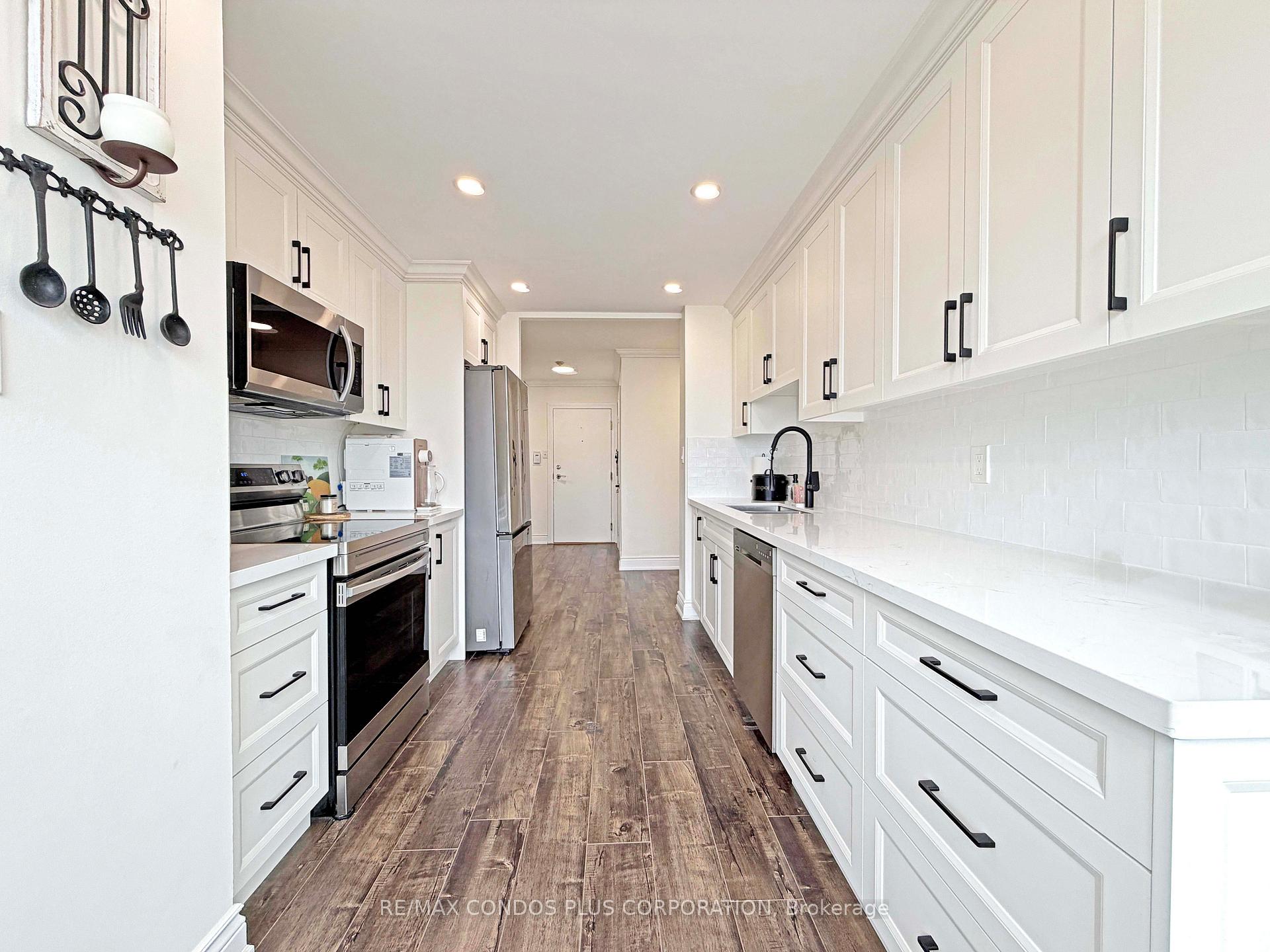 Photo 18 of Unit 1509, 120 Promenade Circle, Vaughan, Brownridge — HOMEH