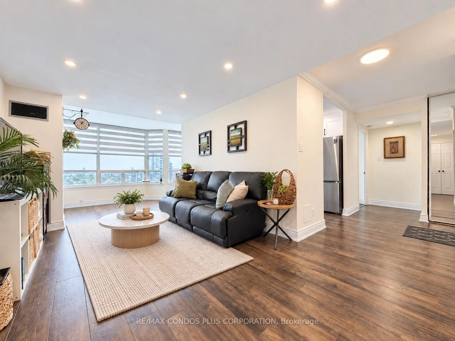 Photo 1 of Unit 1509, 120 Promenade Circle, Vaughan, Brownridge — HOMEH