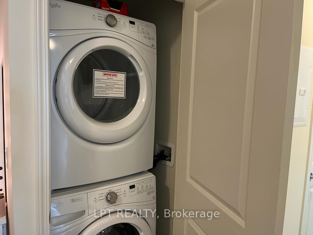 Photo 22 of Unit 1015, 390 Annie Craig Drive, Etobicoke, Mimico — HOMEH