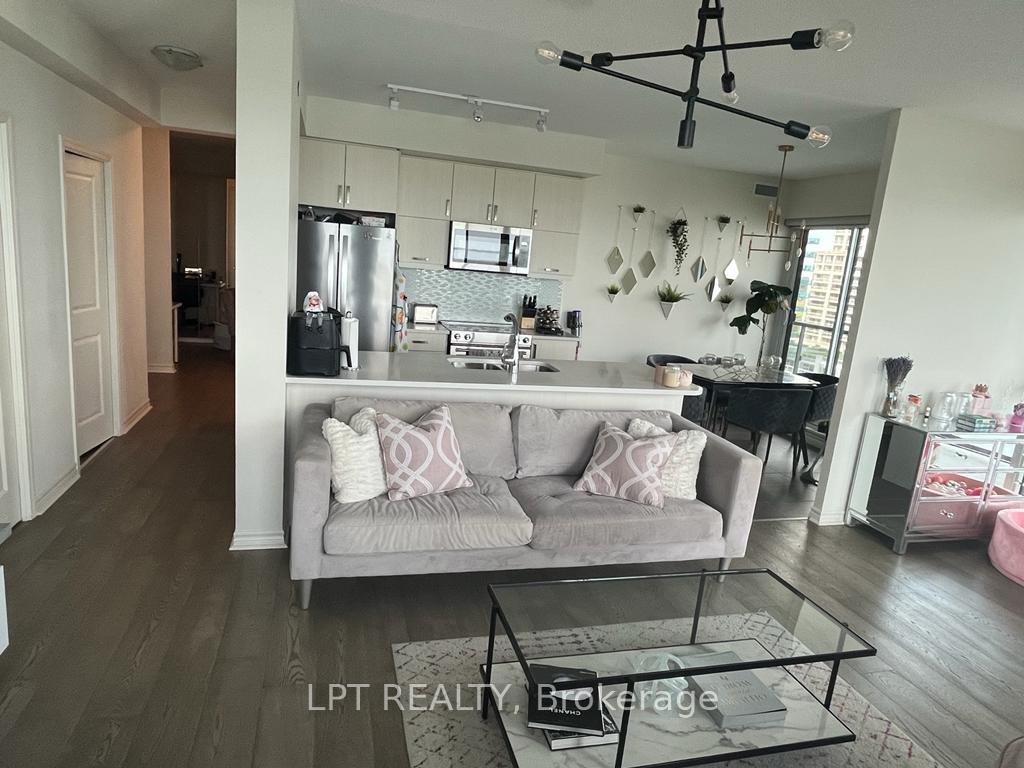 Photo 23 of Unit 1015, 390 Annie Craig Drive, Etobicoke, Mimico — HOMEH