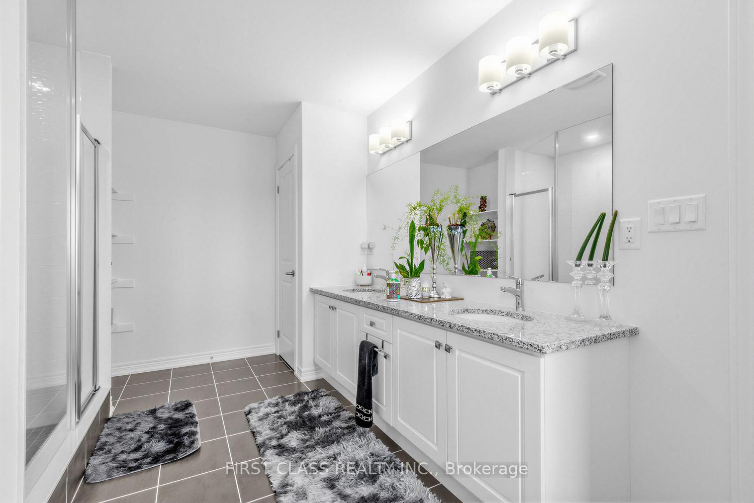 Photo 28 of 15 Abbey Crescent, Barrie, Rural Barrie Southeast — HOMEH