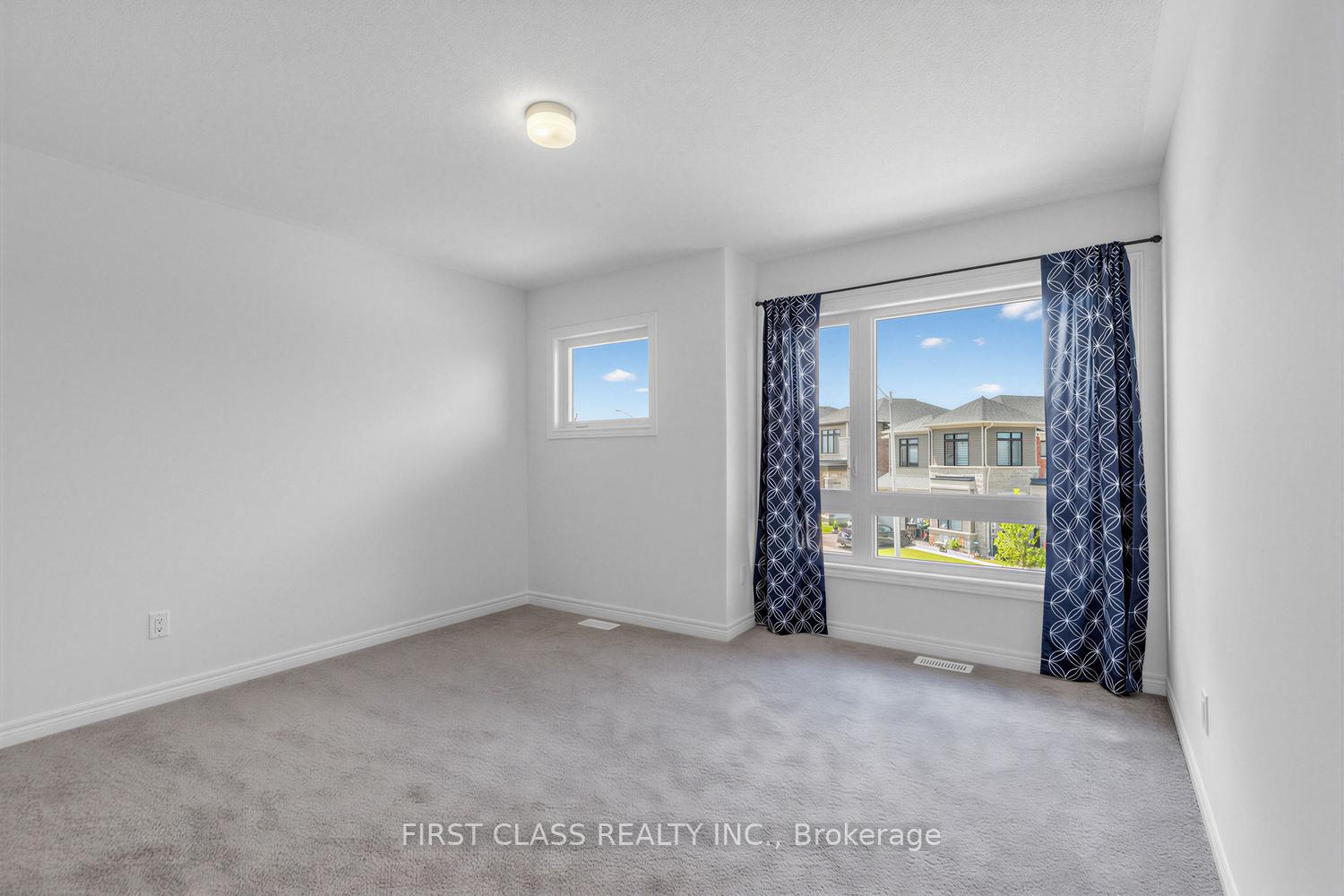 Photo 32 of 15 Abbey Crescent, Barrie, Rural Barrie Southeast — HOMEH