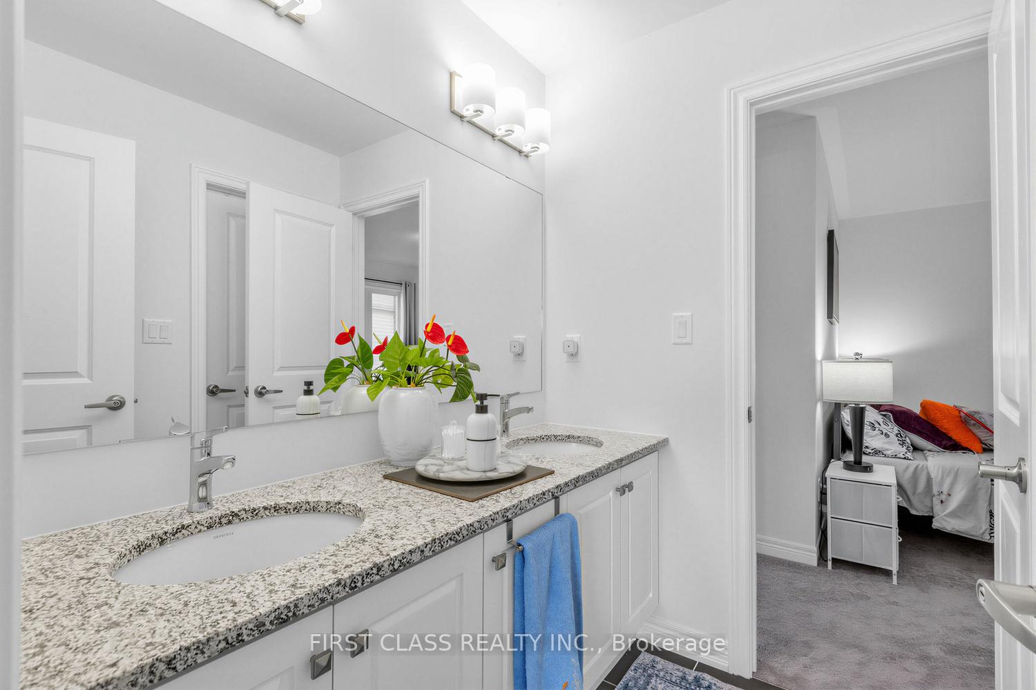 Photo 33 of 15 Abbey Crescent, Barrie, Rural Barrie Southeast — HOMEH