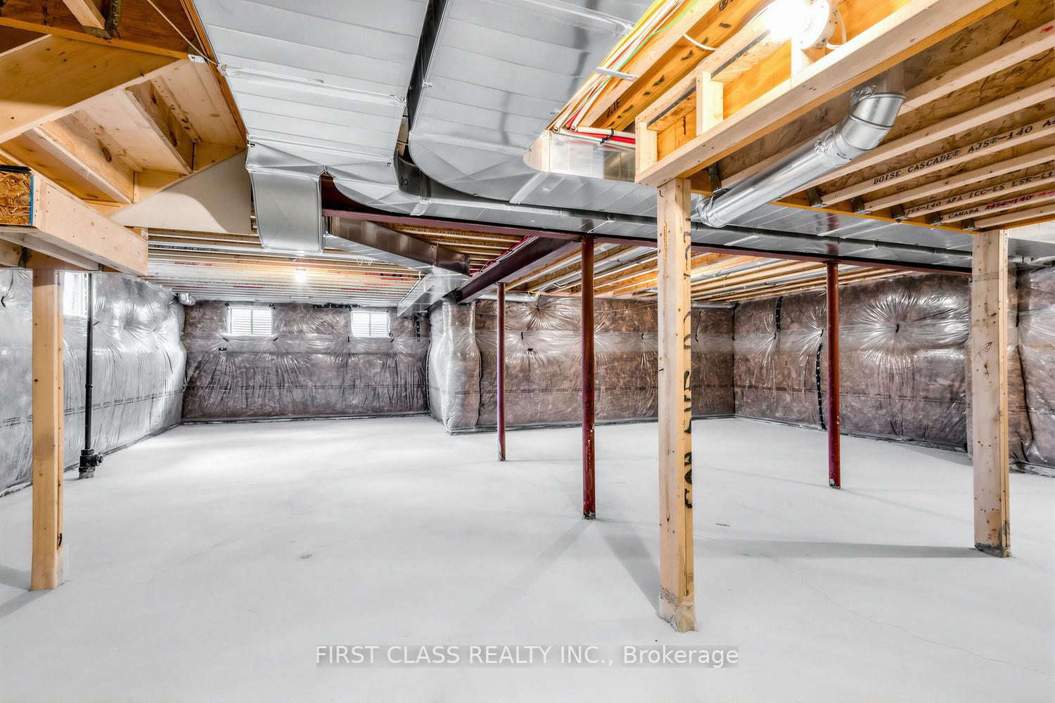 Photo 36 of 15 Abbey Crescent, Barrie, Rural Barrie Southeast — HOMEH