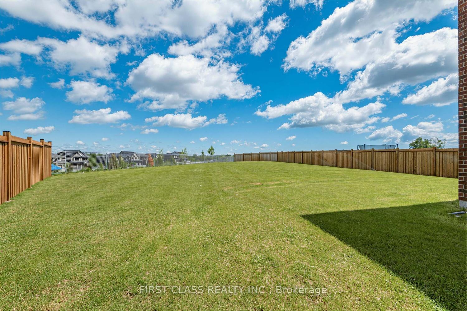 Photo 38 of 15 Abbey Crescent, Barrie, Rural Barrie Southeast — HOMEH