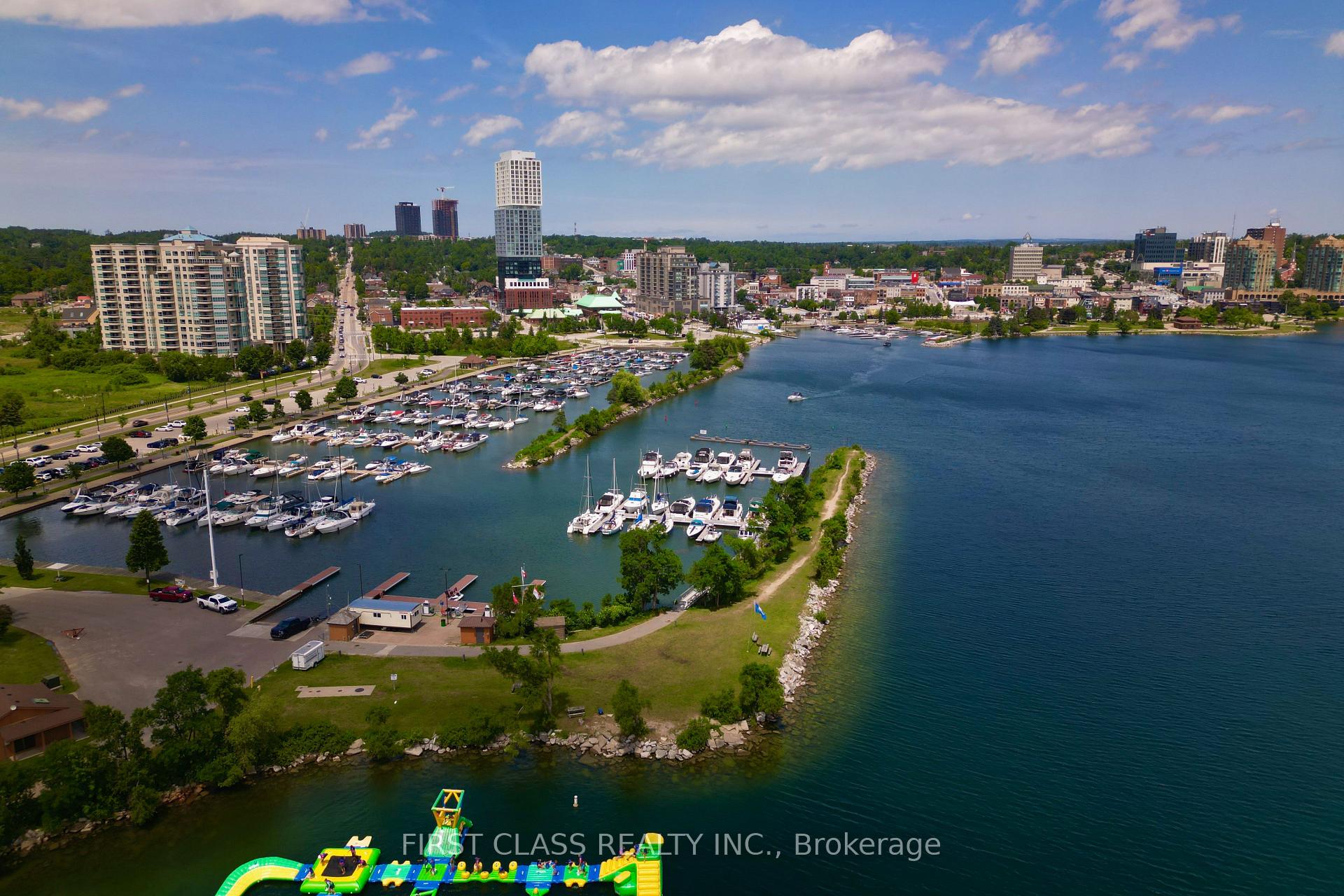 Photo 45 of 15 Abbey Crescent, Barrie, Rural Barrie Southeast — HOMEH