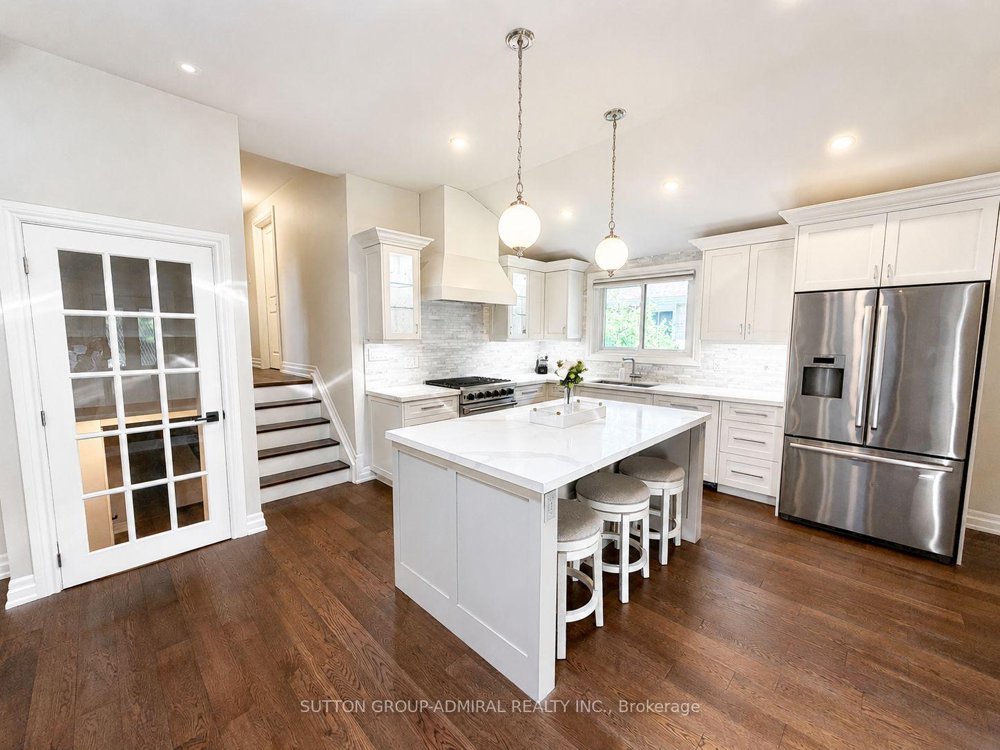 Photo 3 of 214 Centre Street N, New Tecumseth, Beeton — HOMEH