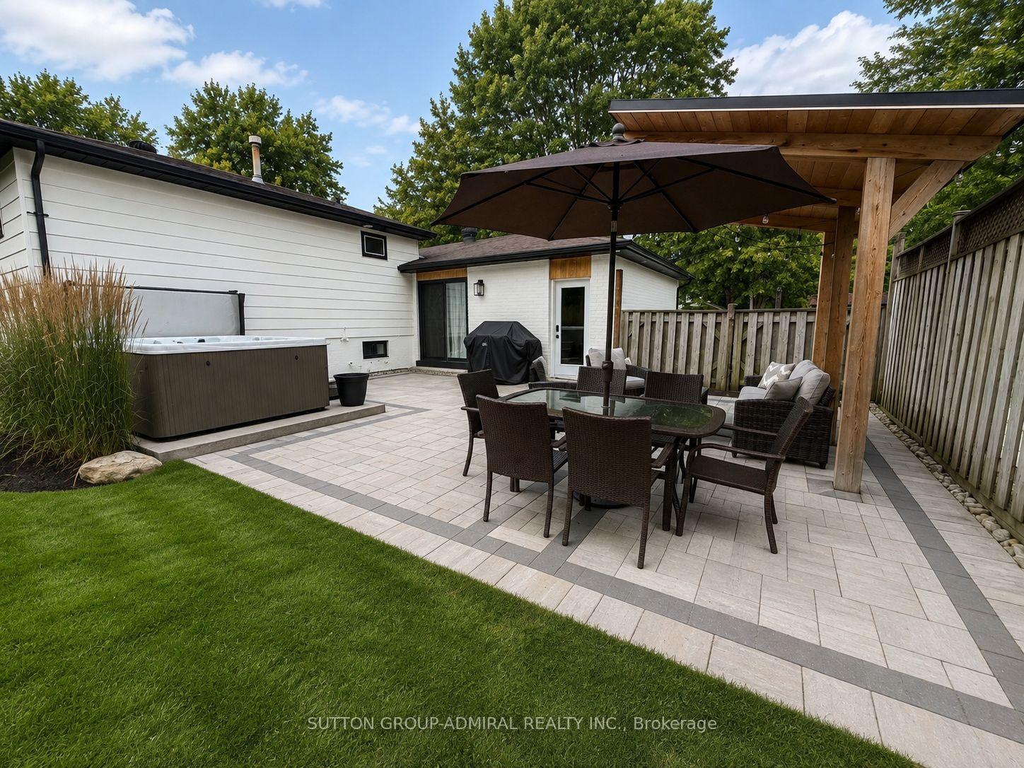 Photo 25 of 214 Centre Street N, New Tecumseth, Beeton — HOMEH