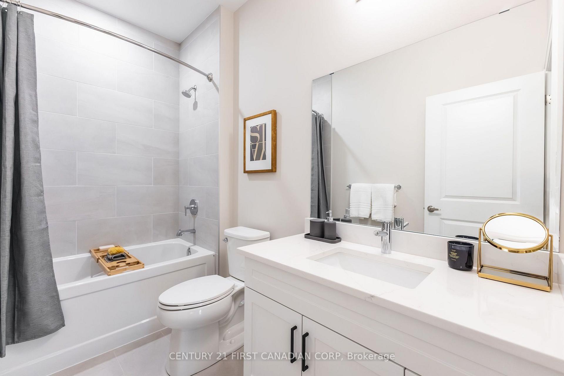 Photo 7 of Unit 314, 230 North Centre Road, London, North B — HOMEH