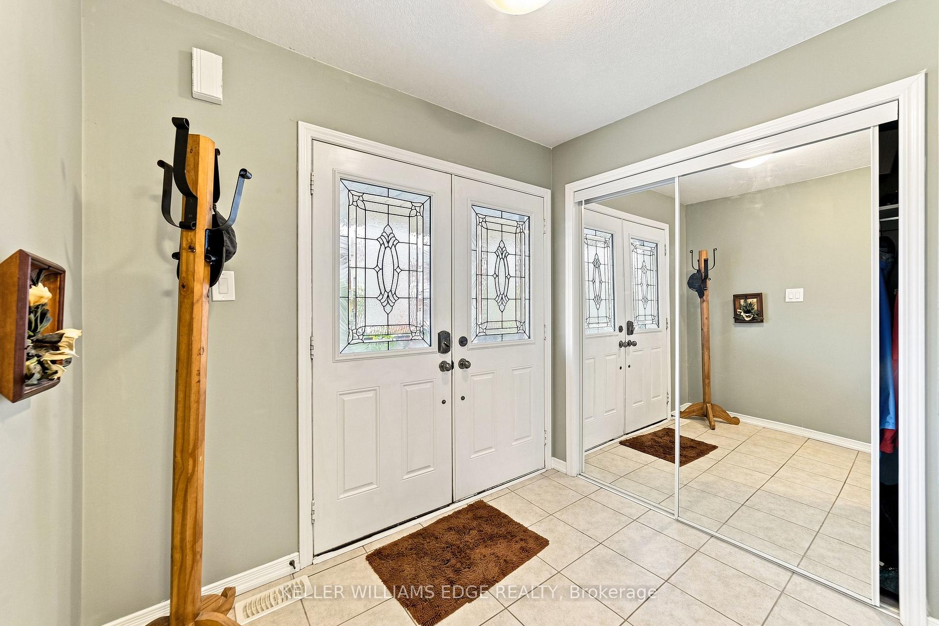 Photo 5 of 146 Odonnell Drive, Hamilton, Binbrook — HOMEH