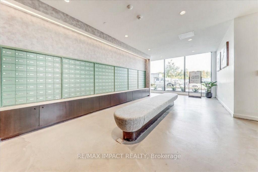 Photo 3 of Unit 1605, 474 Caladari Road, Vaughan, Concord — HOMEH
