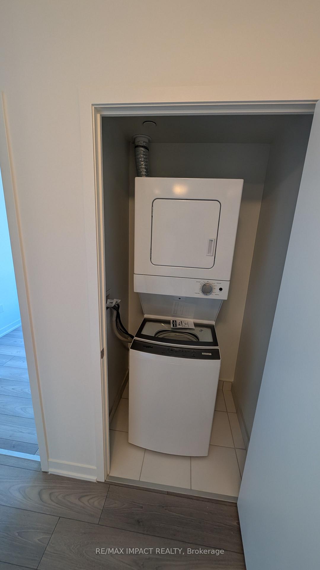 Photo 10 of Unit 1605, 474 Caladari Road, Vaughan, Concord — HOMEH