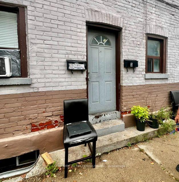 Photo 6 of 38 Miller Street, Toronto, Weston-Pellam Park — HOMEH